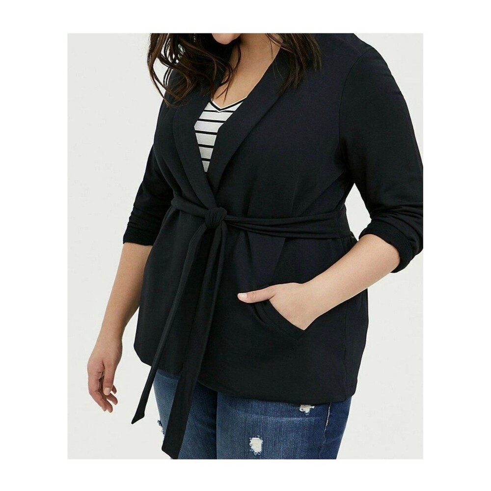 Torrid size 2 black super soft wrap sweatshirt blazer